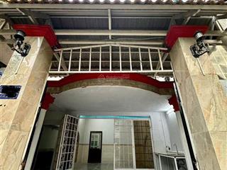 Nhà diện tích đẹp 5,8x16,5m công nhận 94,6m2 dương quảng hàm ngay bờ sông vàm thuật giáp bình thạnh