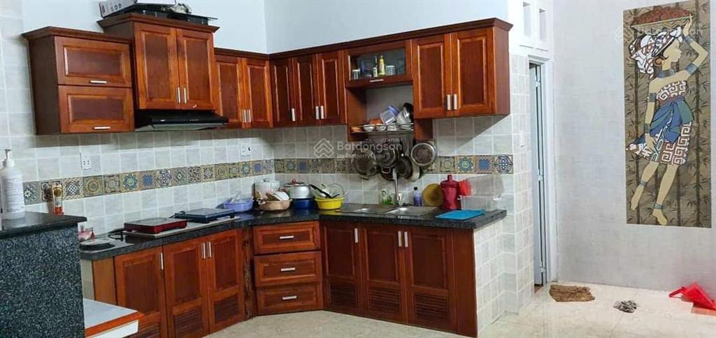 Bán nhà đường trần quốc tuấn phường 1  gò vấp, dt 4m5x12 đúc 3 lầu.