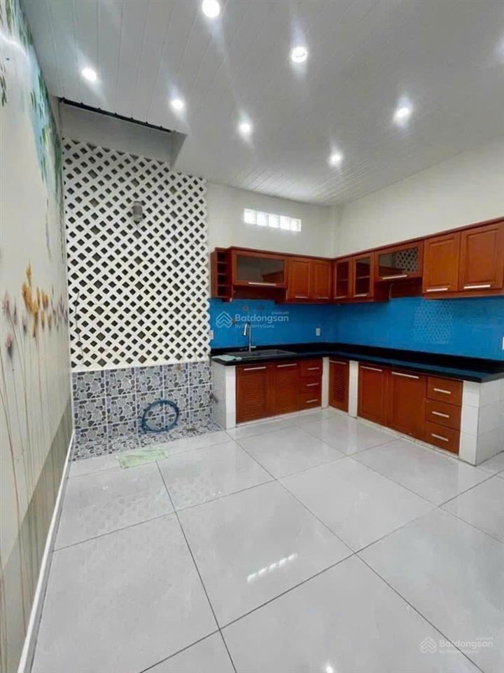 Bán nhà lê văn thọ phường 11 gò vấp. dt 4x16m đúc trệt 2 lầu st hẻm ô tô thông