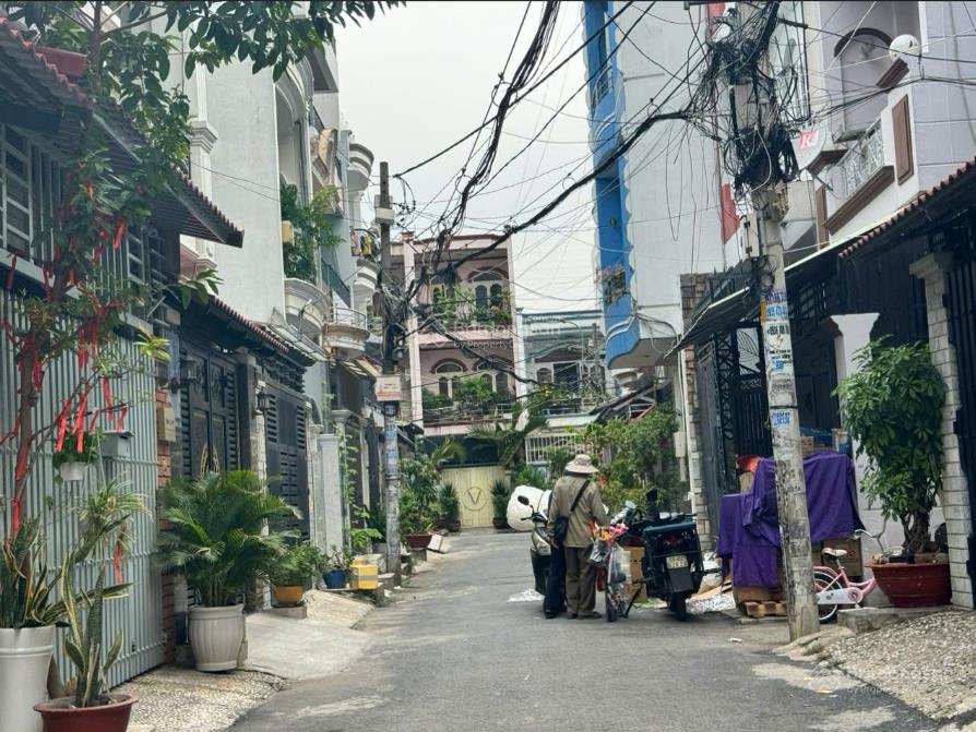 Bán nhà gò vấp  phạm văn chiêu phường 14 dt 4x15m 2 lầu