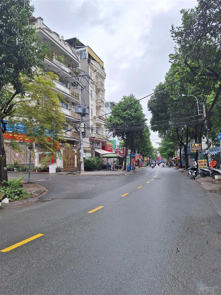 [ giảm 300 còn 6,4 tỷ] nhà riêng tại làng tăng phú, 54 m2, chính chủ đẹp, nhiều tiện ích