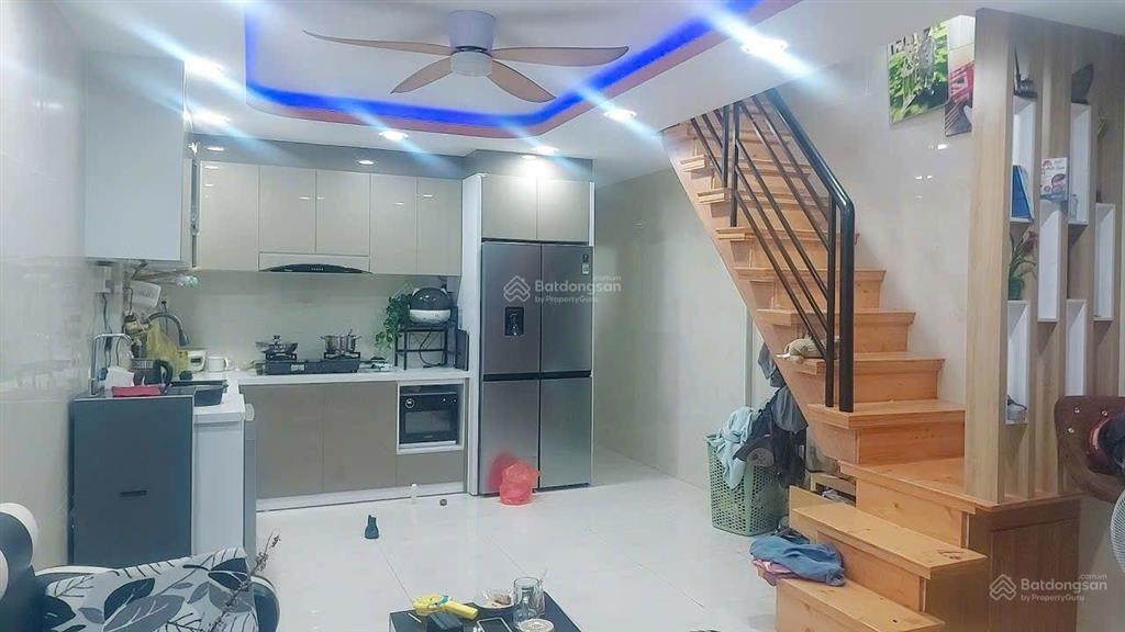 Bán nhà riêng tại đường 4  lò lu, q9, hcm, dt 48m2, gồm 2pn, 2wc