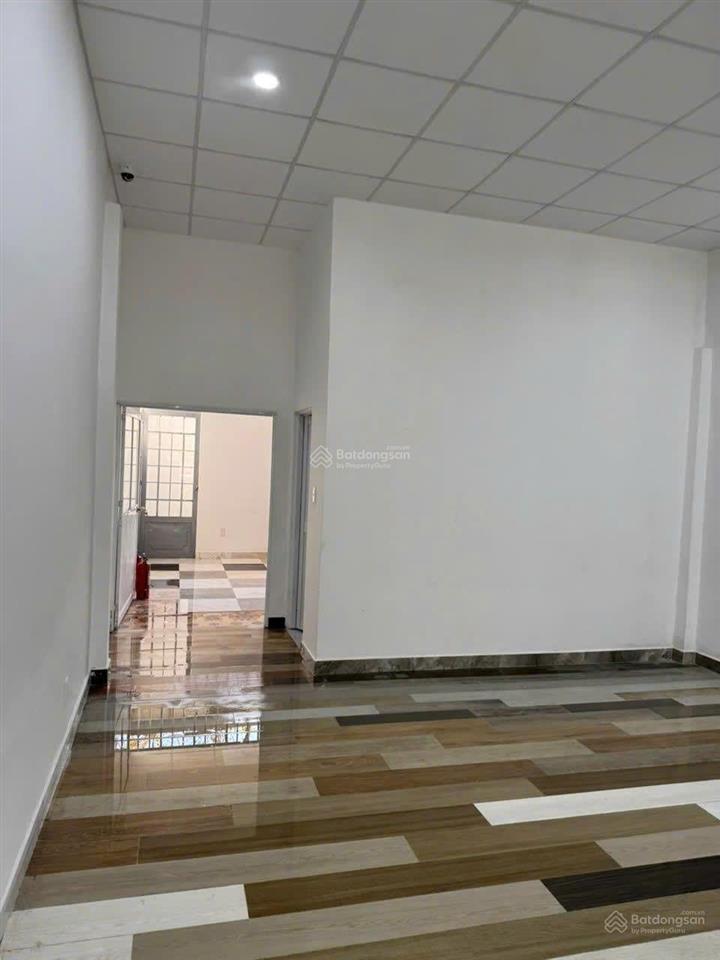 Bán nhà mặt phố tại số 179, tân phú, quận 9, 9,2 tỷ, 154,3 m2, hot!