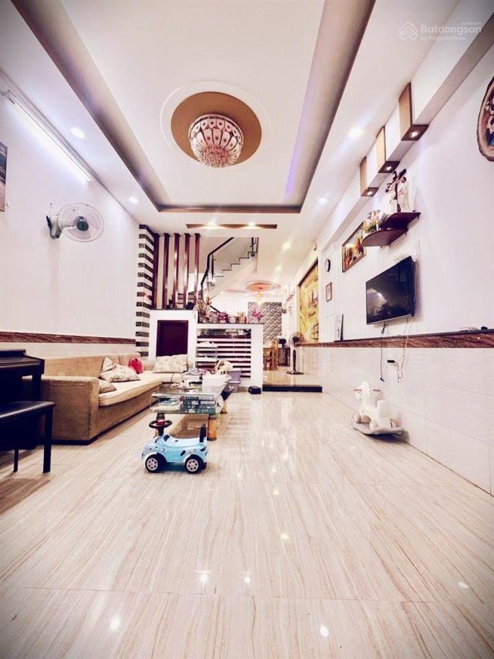 Nhà 4 tầng hxh gò vấp 81m2 chỉ 8.x tỷ.