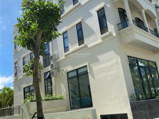 Cho thuê shop villa 6pn palm garden phú quốc full nội thất