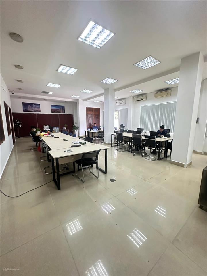 Cho thuê mặt bằng kinh doanh tân bình ngay sân bay, vị trí đẹp, di chuyển thuận lợi