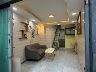 Bán nhà riêng tại cmt8 q3 hàng hiếm giá 2,4 tỷ, 15,2 m2