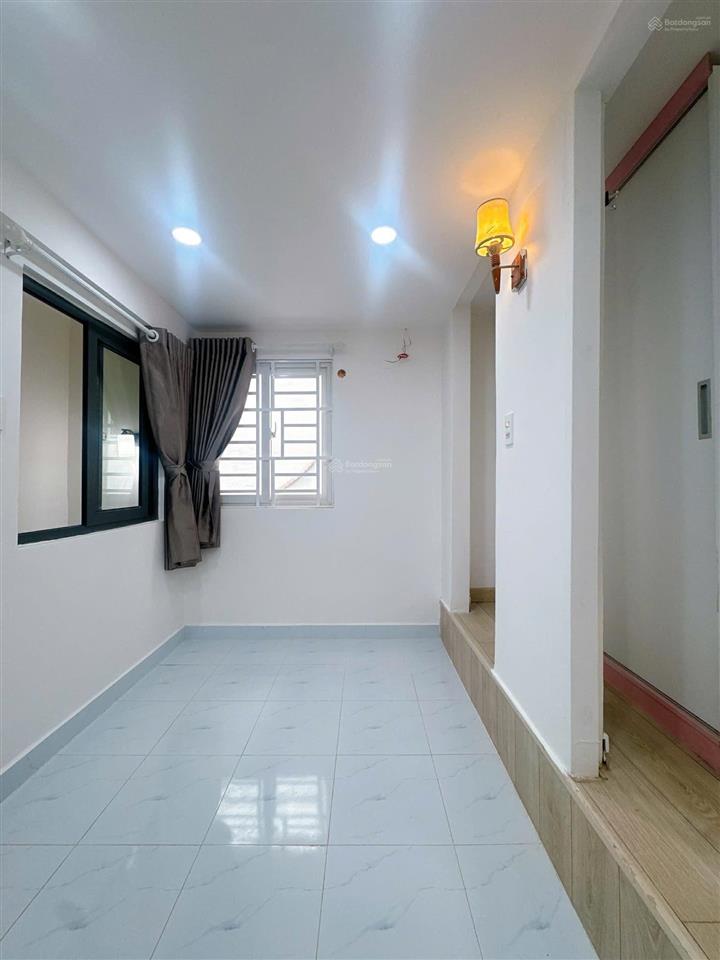 Bán nhà tại tăng bạt hổ, 4,7 tỷ, 23,9 m2, giá cực ngon
