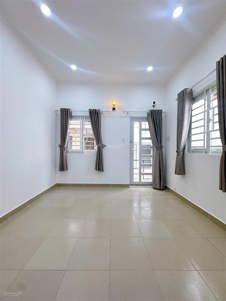 Bán nhà tại tăng bạt hổ, 4,7 tỷ, 23,9 m2, giá cực ngon