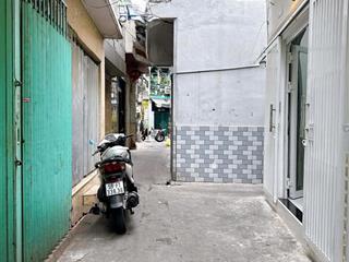 Bán nhà tại tăng bạt hổ, 4,7 tỷ, 23,9 m2, giá cực ngon