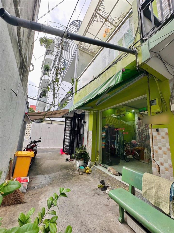 Hàng thơm  hẻm 3m  41.1m2  4.68 tỷ tl  đối diện citylnad  2 tầng  2pn, 2wc