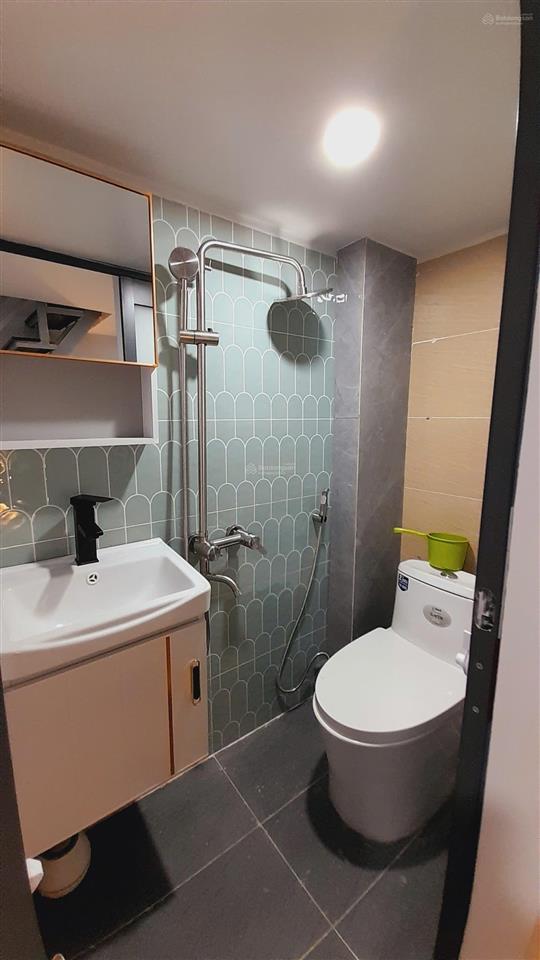Nhà mới 3 tầng full nội thất  hẻm 5m ô tô đỗ cửa sát mt tô hiến thành, quận 10