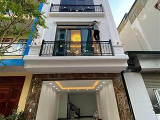 Nhà nguyên căn ngõ 22 trung kính rộng 48m2 xây 5,5 tầng, ô tô đỗ cửa, văn phòng, kinh doanh