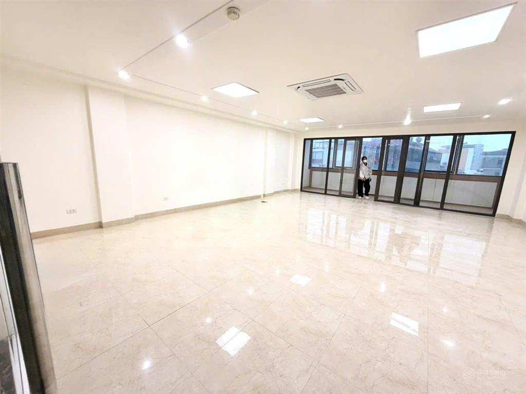 Sàn văn phòng 100m2 tại lê đức thọ giá thuê 9tr/tháng.