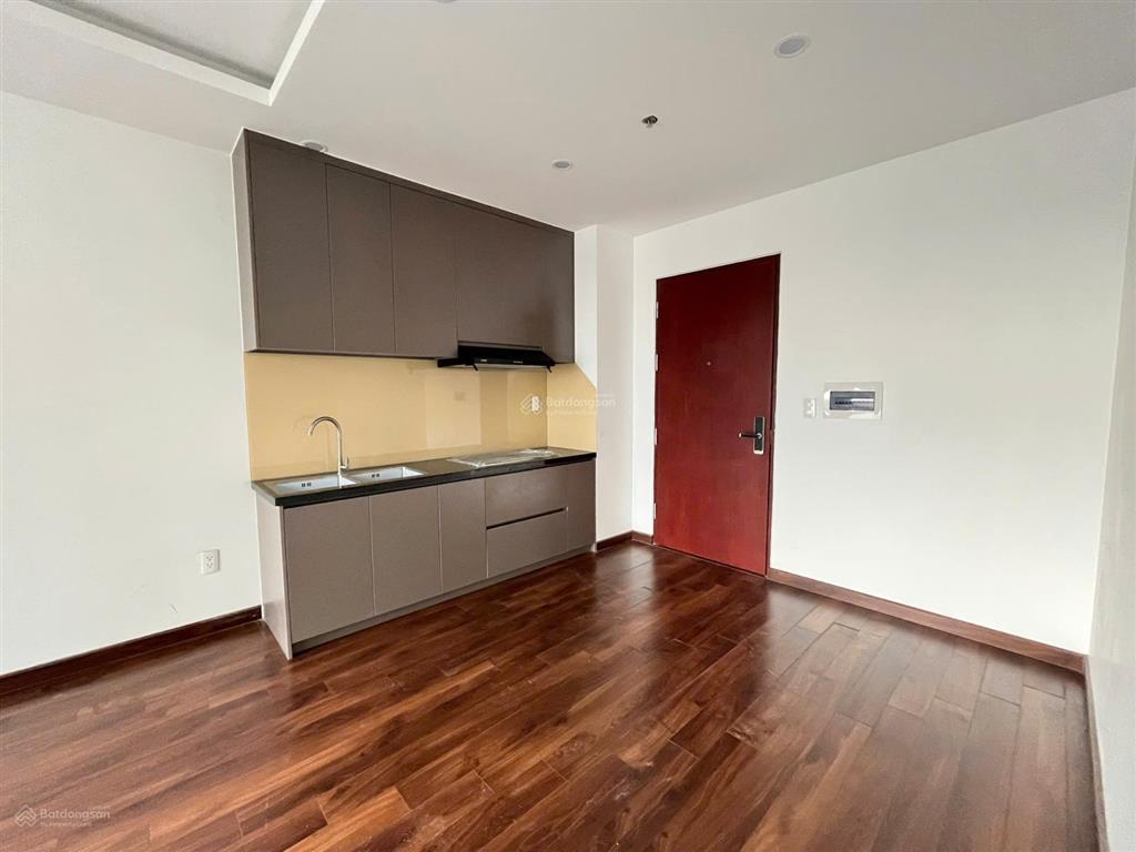 Cho thuê chung cư benhill căn 2pn 1wc nội thất cơ bản 6tr