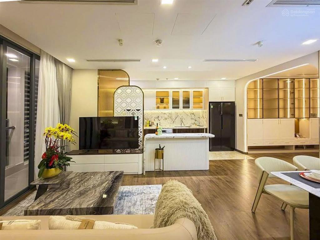 Vinhomes central park bán căn hộ tháp park 3 với 3 phòng ngủ nội thất đầy đủ