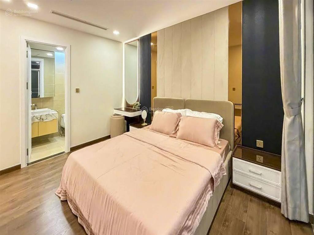 Vinhomes central park bán căn hộ tháp park 3 với 3 phòng ngủ nội thất đầy đủ