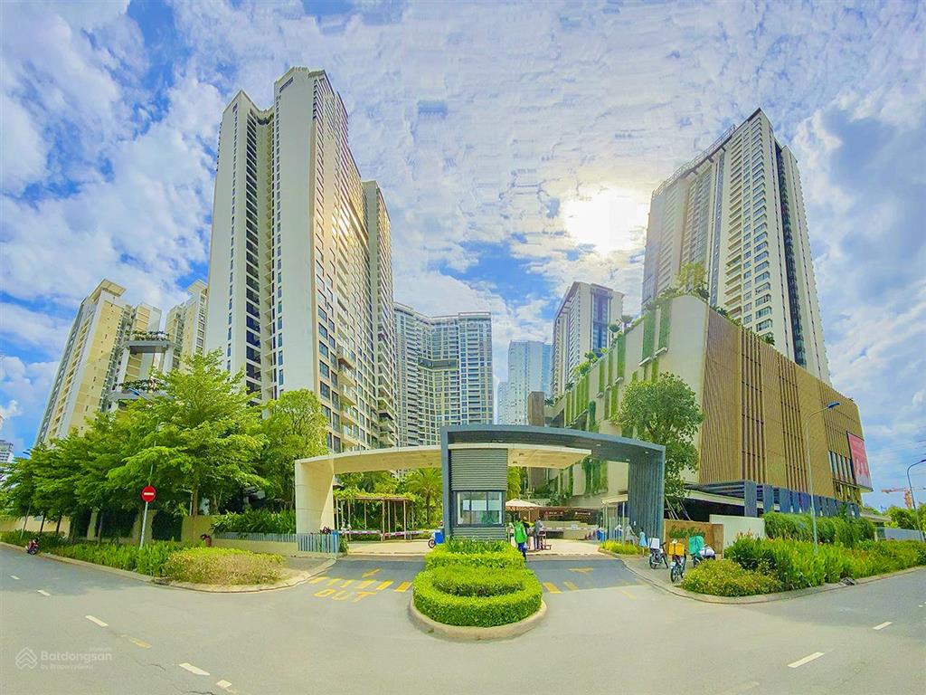 Estella heights bán căn hộ tháp t3 căn góc với 3 phòng ngủ có sổ hồng