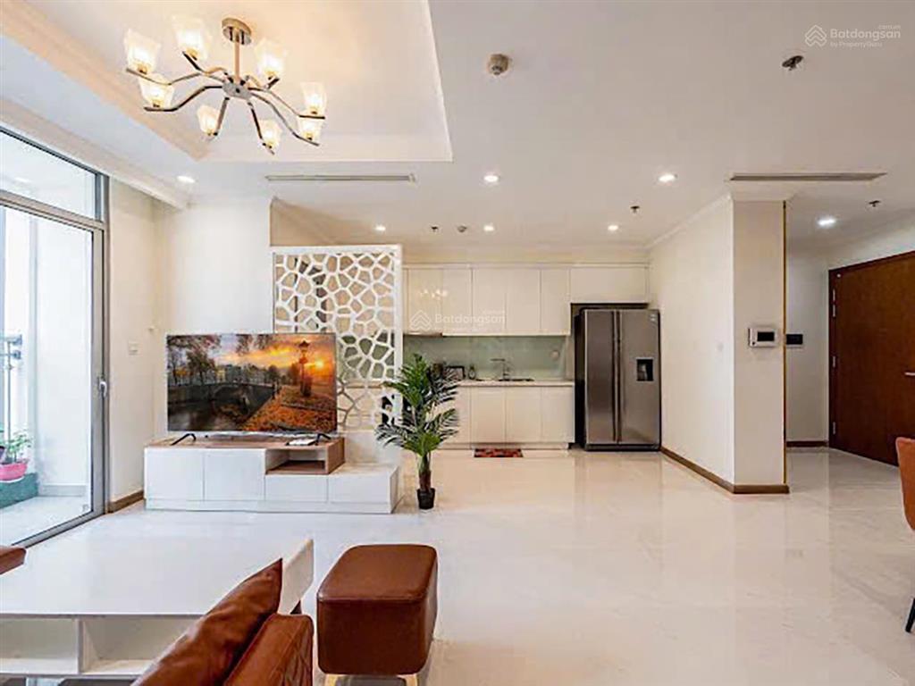 Bán căn hộ tại vinhomes central park tháp landmark 5 gồm 3 phòng ngủ view landmark 81 có sổ hồng