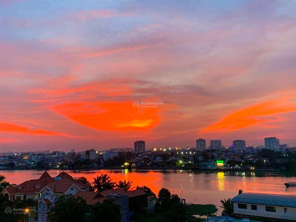Cho thuê căn hộ tại xi riverview tháp 101 gồm 3 phòng ngủ nội thất sang trọng view sông