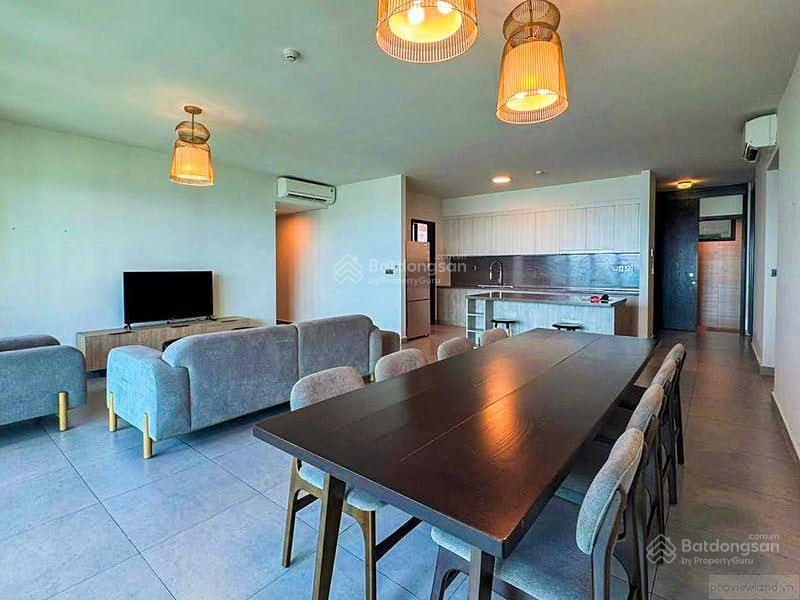 Cho thuê căn hộ tại feliz en vista tháp somerset gồm 4 phòng ngủ nội thất đầy đủ view sông