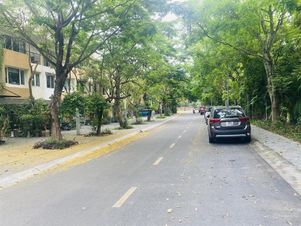 Bán nhanh nhà phố thảo nguyên ecopark 100m2 giá 17,5 tỷ