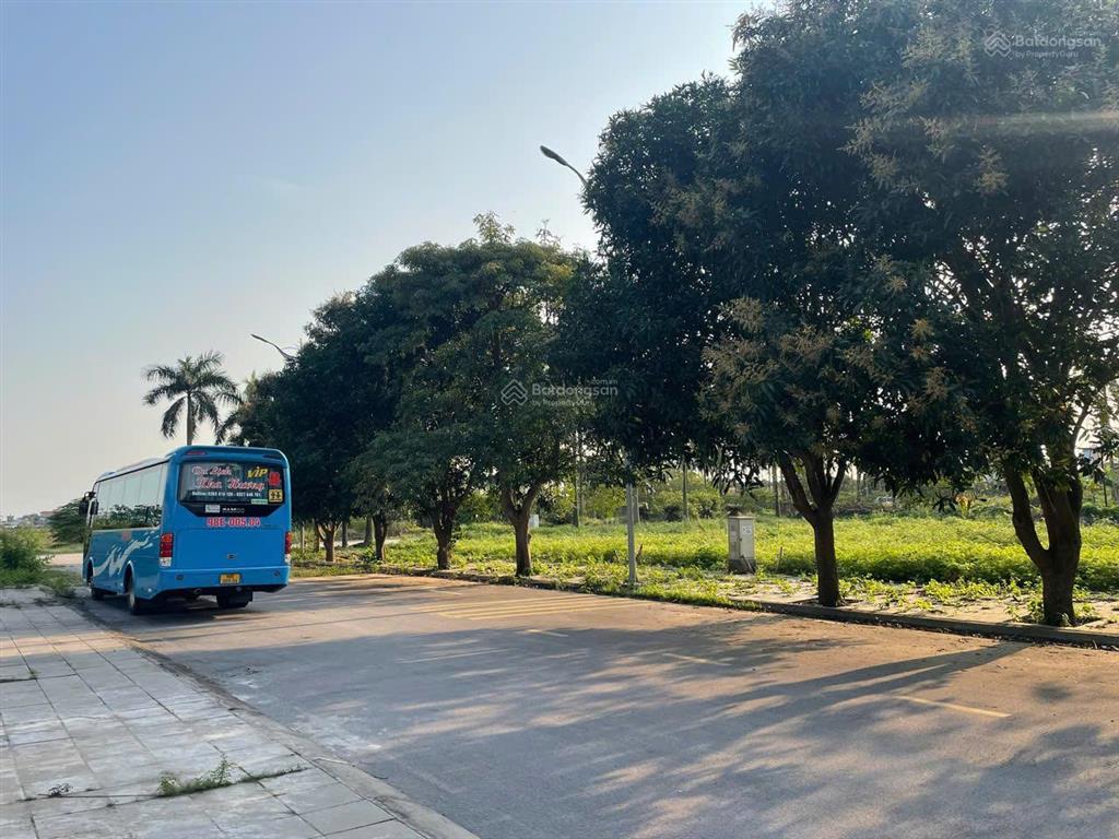 Bán đất thuận thành, bắc ninh, kđt khai sơn, 90m2, 2 mặt đường trước sau. 6x tr/m2