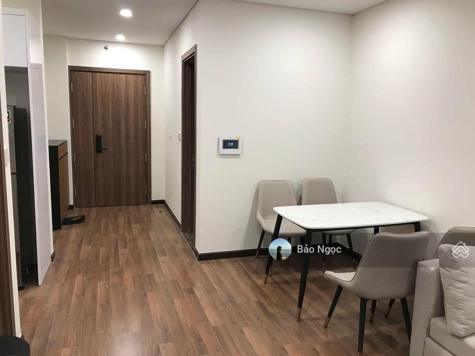 Chính chủ bán căn hộ ngọc khánh tower  q5  2pn2wc 64m2  1,68 tỷ.