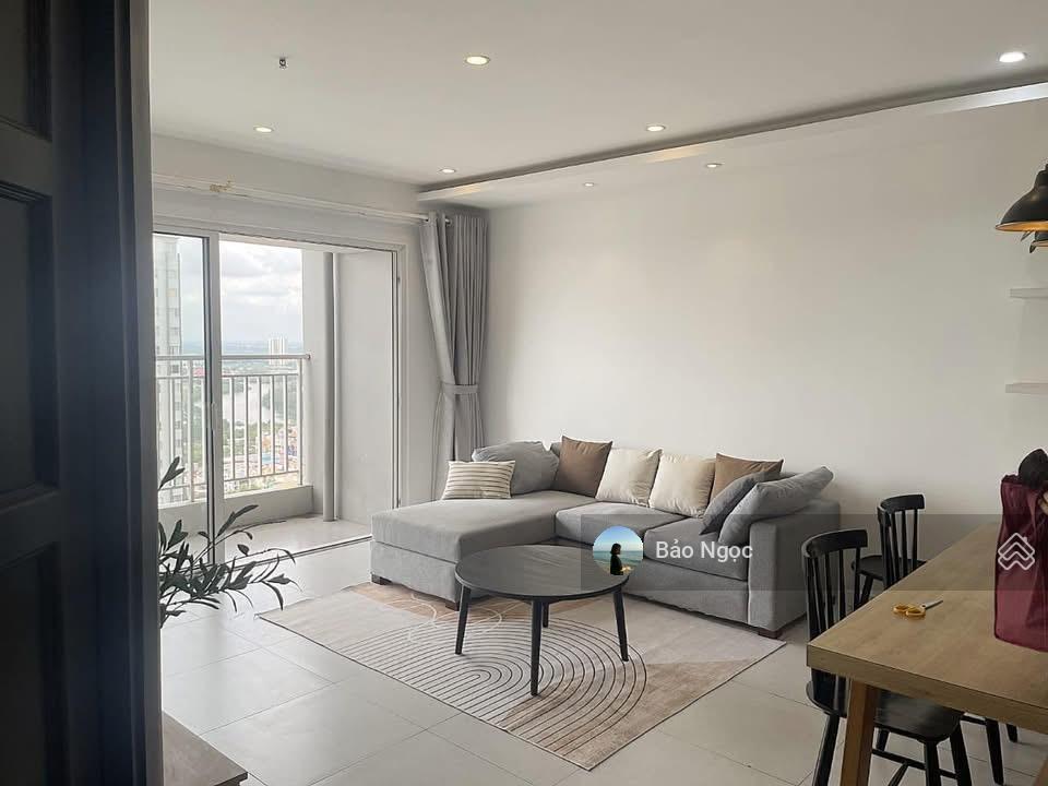 Chính chủ bán căn hộ riva park  q4  2pn2wc  68m2  1,79 tỷ.