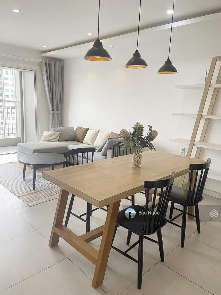 Chính chủ bán căn hộ riva park  q4  2pn2wc  68m2  1,79 tỷ.