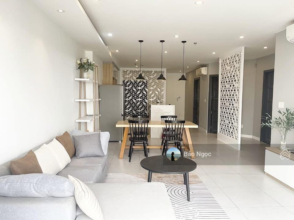 Chính chủ bán căn hộ riva park  q4  2pn2wc  68m2  1,79 tỷ.