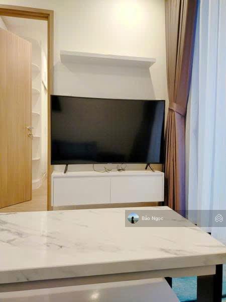 Chủ kẹt tiền bán gấp chung cư sài gòn town  t.phú  60m2  2pn2wc  1,80tỷ.