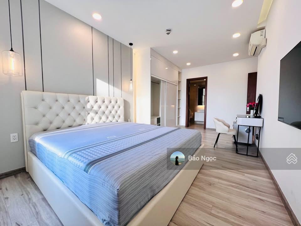 Chính chủ bán căn hộ rivera park sài gòn  q10  2pn2wc  80m2  2 tỷ.
