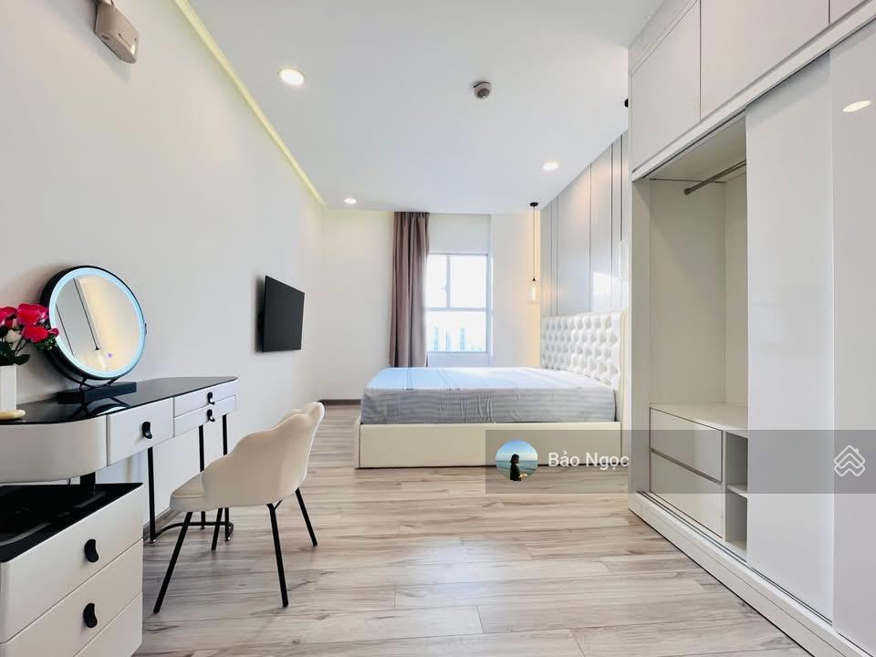 Chính chủ bán căn hộ rivera park sài gòn  q10  2pn2wc  80m2  2 tỷ.