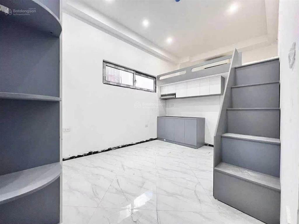 Bán nhà dòng tiền 55 tr/tháng giá sốc 65m mt 6m trung tâm thanh xuân  6 tầng thang máy  15p