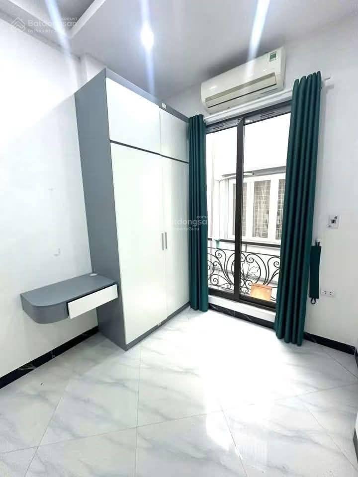 Bán nhà dòng tiền 55 tr/tháng giá sốc 65m mt 6m trung tâm thanh xuân  6 tầng thang máy  15p