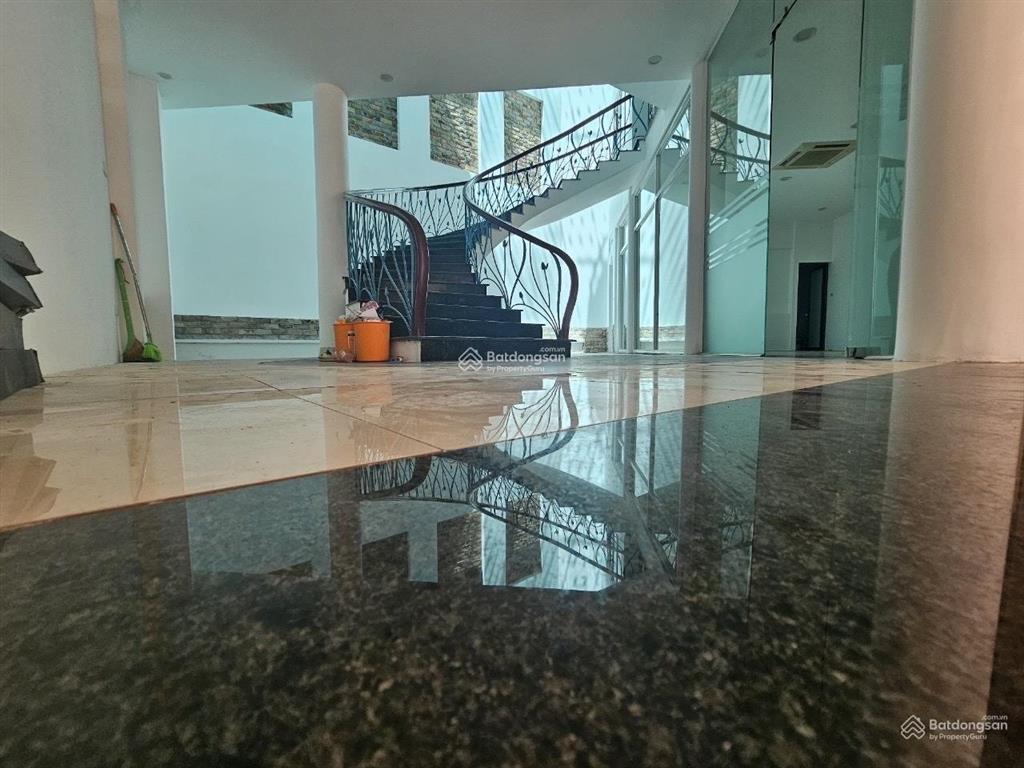 Chính chủ cho thuê biệt thự kđt trung yên  150m2 x 5 tầng