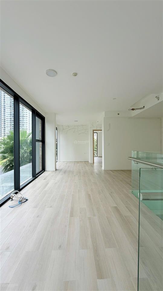 Bán duplex tại masteri centre point căn góc mặt sảnh, 17,5 tỷ vnd, 144m2, giá tốt trên thị trường