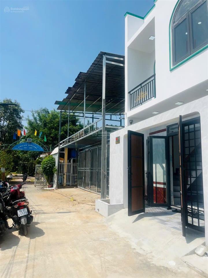 Bán nhà riêng tại đt 824, mỹ hạnh nam, đức hòa, 2,58 tỷ, 110m2, view đẹp, chính chủ