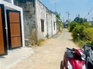 Bán nhà riêng tại đt 824, mỹ hạnh nam, đức hòa, 2,58 tỷ, 110m2, view đẹp, chính chủ