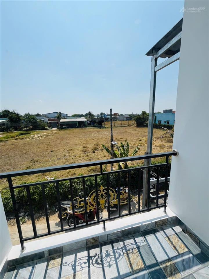 Bán nhà riêng tại đt 824, mỹ hạnh nam, đức hòa, 2,58 tỷ, 110m2, view đẹp, chính chủ