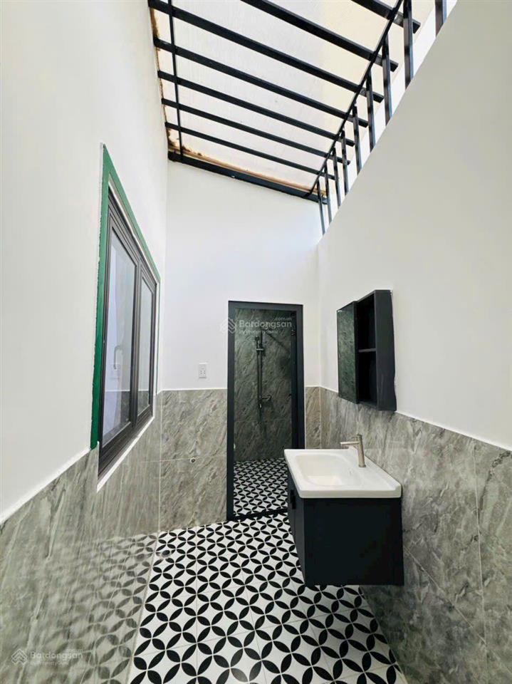 Bán nhà mặt ngõ tại đường đt 824, xã mỹ hạnh nam, huyện đức hòa giá cực chất 3,5 tỷ, 100m2