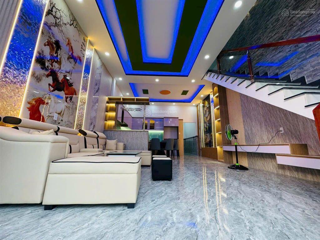 Bán nhà mặt ngõ tại đường đt 824, xã mỹ hạnh nam, huyện đức hòa giá cực chất 3,5 tỷ, 100m2