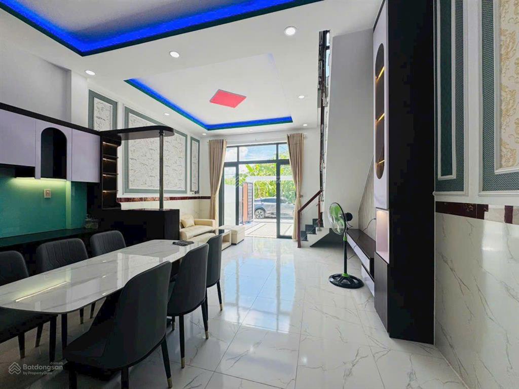 Bán nhà mặt ngõ tại đt 824, 2,599 tỷ, 140m2, giá tốt