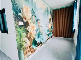 Nhà em cần bán gấp , ngộp lắm rồi anh chị ơi