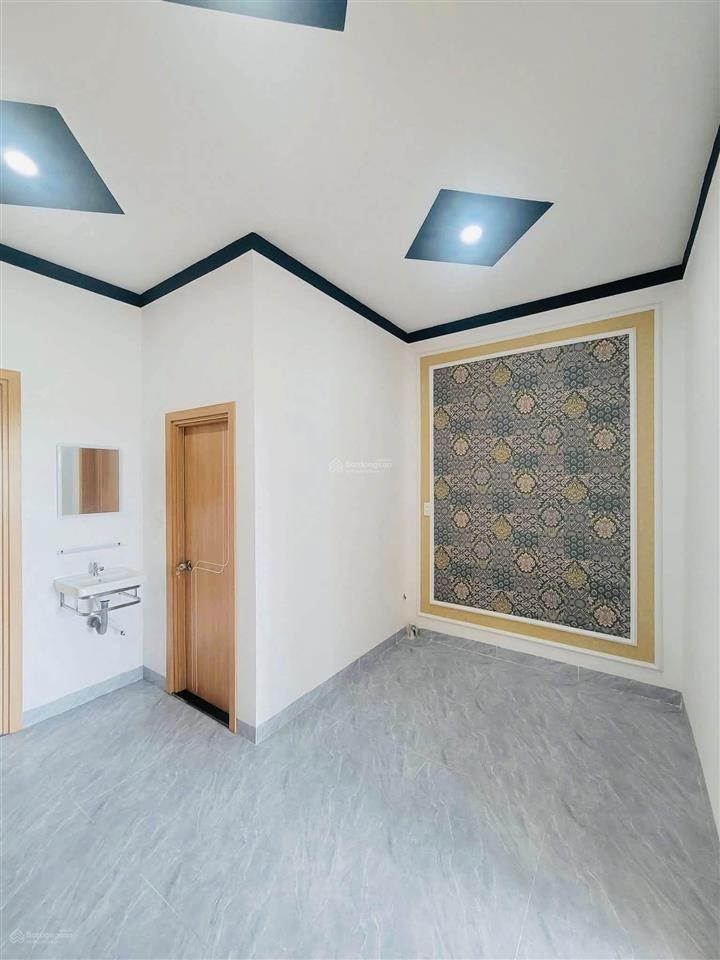 Cần bán nhà gấp ngộp lắm rồi anh chị ơi