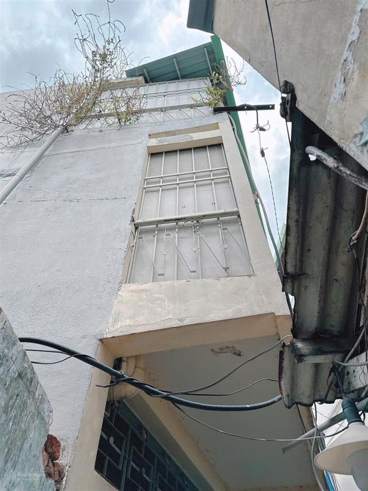 Bán nhà riêng 30m2 giá chỉ 5.5 tỉ cách mặt tiền nam kỳ khởi nghĩa chỉ 20m