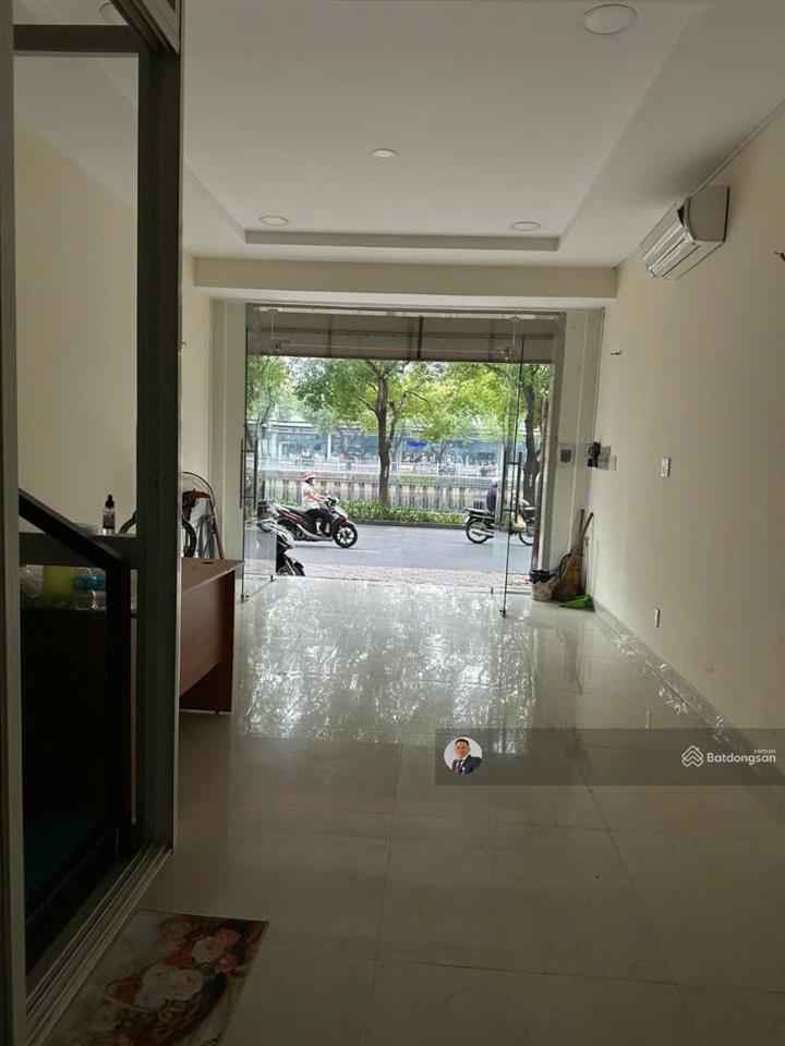 Siêu phẩm! mặt tiền hoàng 4 tầng st sổ hồng giao ngay mr trung 0971 291 ***