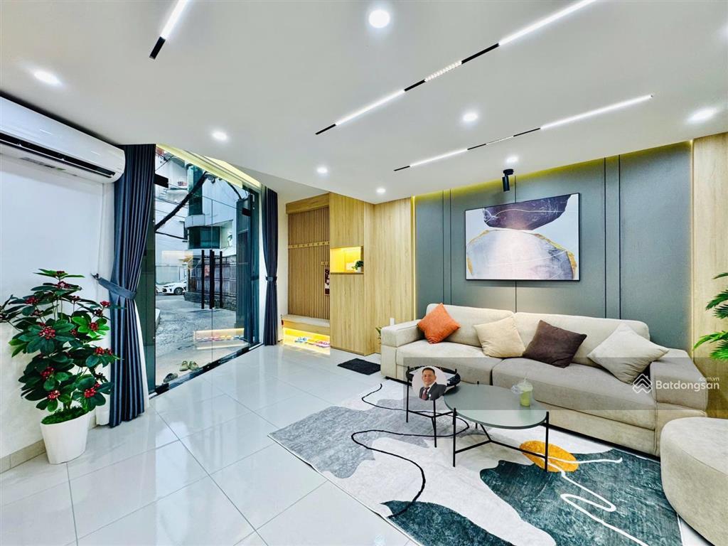Hàng hiếm! nguyễn trọng tuyển, quận phú nhuận  2 tầng chỉ 7,2 tỷ sổ hồng giao ngay