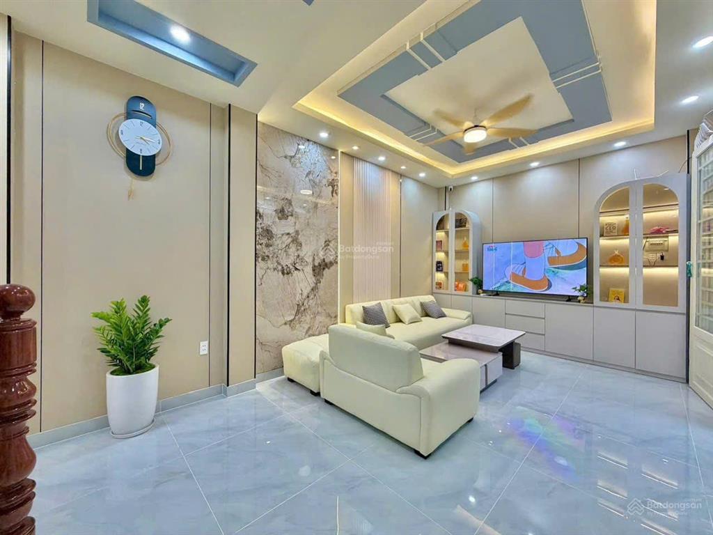 Nhà hẻm đường thích quảng đức p9 pn